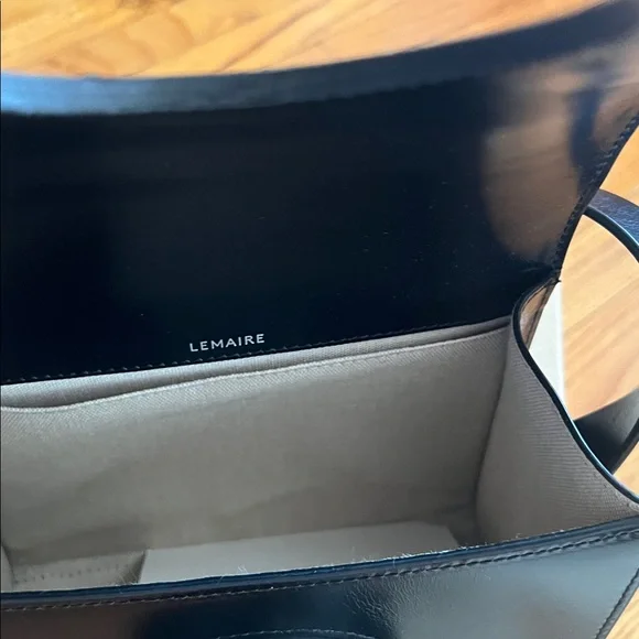 Lemaire camere bag black with dustbag and box in EUC-almost new - Picture 6 of 15